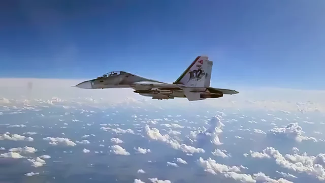 Su-30 venezolanos con misiles Kh-31 desafían a EE. UU. sobre el Caribe