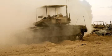 Las FDI han rodeado casi por completo la ciudad de Gaza