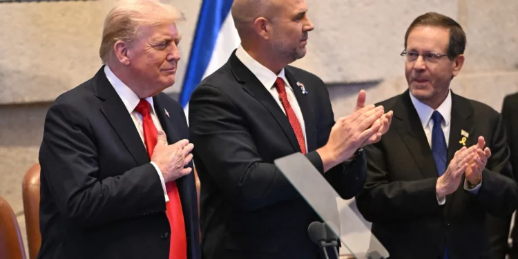 El presidente de la Knéset elogia a Trump como “gigante de la historia judía”