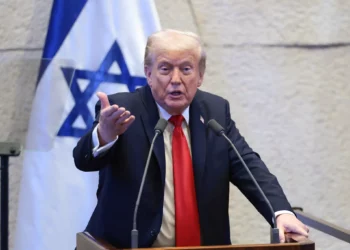 Trump: Los palestinos “deberían concentrarse en construir su pueblo en lugar de tratar de derribar a Israel”