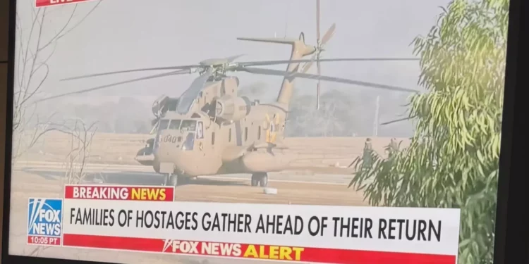 Trump ve en directo de la liberación de rehenes desde el Air Force One de camino a Israel