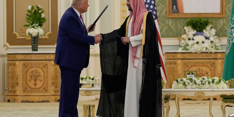 El príncipe heredero saudí visitará la Casa Blanca el próximo mes