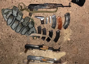 Armas incautadas por tropas de las FDI durante un intento de contrabando desde el Líbano a Siria, el 22 de octubre de 2025. (Fuerzas de Defensa de Israel)
