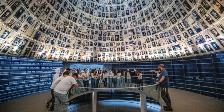 Trabajadores de Yad Vashem en huelga por disputa salarial