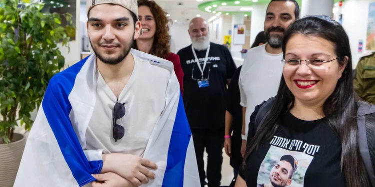 Rehenes liberados relatan el infierno sufrido en Gaza durante dos años