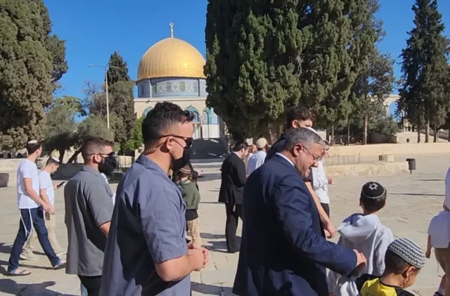 Ben Gvir asciende al Monte del Templo en Sucot para pedir victoria