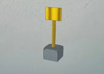 Esta imagen, publicada por la oficina del ministro de Defensa, Israel Katz, el 17 de octubre de 2025, muestra una maqueta de un marcador físico que se colocará en la Franja de Gaza para demarcar la Línea Amarilla. (Cortesía)