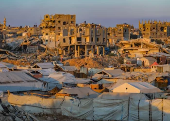 Egipto construye nuevos campamentos de evacuados en Gaza
