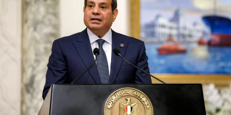 El presidente egipcio, Abdul Fatah el Sisi, habla durante una conferencia de prensa tras su reunión con el presidente francés en el Palacio Presidencial de El Cairo, Egipto, el 7 de abril de 2025. (Ludovic Marin/Pool/AFP)