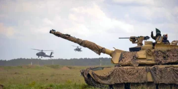 La brutal lista militar: obuses, Abrams y Apache masivos llegan a Grecia