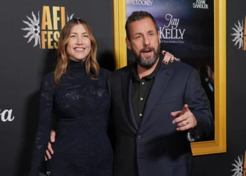 AARP otorgará a Adam Sandler su premio de trayectoria profesional
