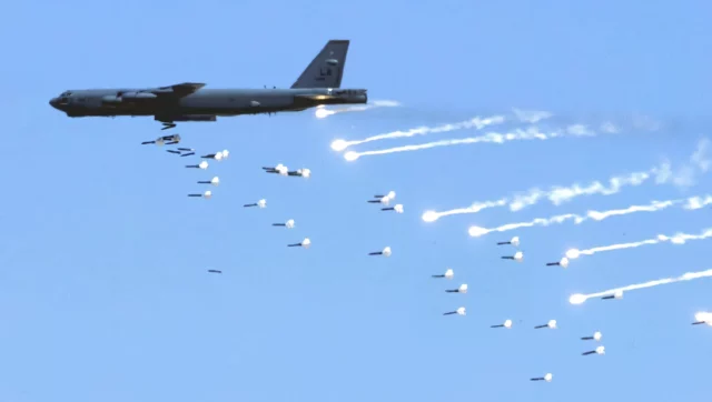 Los B-52 de EE. UU. simulan ataque cerca de la costa venezolana