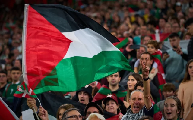 Suiza dona fondos con la FIFA para campos palestinos en Judea y Samaria