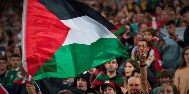 Suiza dona fondos con la FIFA para campos palestinos en Judea y Samaria