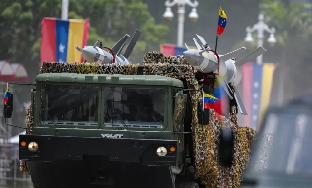 Estas defensas antiaéreas venezolanas enfrentan la operación Lanza del Sur