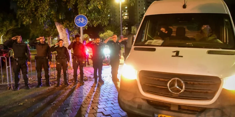 Israel recibe cuerpo de rehén asesinado por grupos terroristas de Gaza