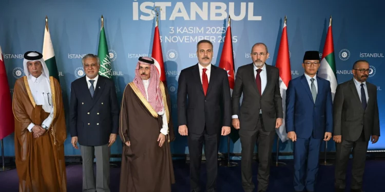 Cumbre de Estambul: Gaza debe quedar en manos palestinas