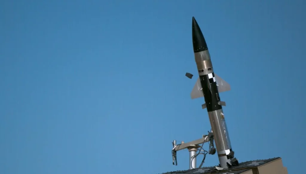 Israel firma contrato con Rafael para ampliar el sistema Cúpula de Hierro