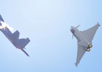 El F-22 no es invencible: Cayó ante un Eurofighter en Alaska
