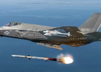 El misil AGM-88G transforma al F-35 en el depredador de radares
