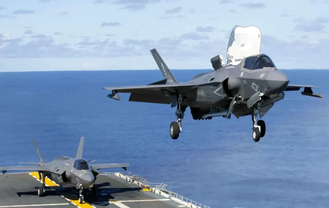 El F-35B puede aterrizar y despegar en cualquier sitio