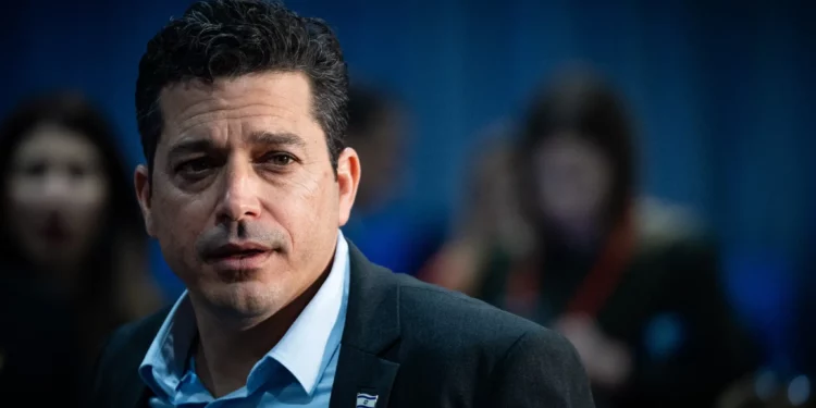 El ministro de Asuntos de la Diáspora, Amichai Chikli, asiste a una conferencia organizada por su ministerio, el 27 de marzo de 2025. (Yonatan Sindel/Flash90)