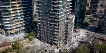 Irán pagó a un israelí para que fotografiara lugar de impacto del misil en Ramat Gan