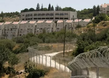 Hija de pareja asesinada recuerda las víctimas del edificio 35 de Kiryat Arba