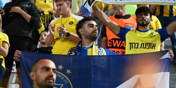 Reclamos a Aston Villa por negar acceso seguro con boletos a judíos