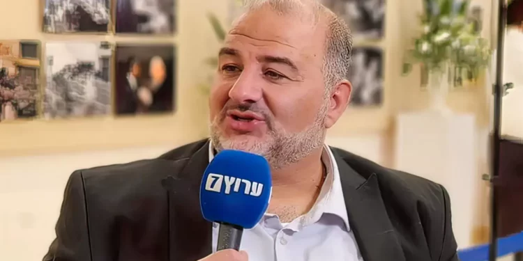 Diputado árabe de Israel abandona entrevista tras una pregunta sobre Hamás