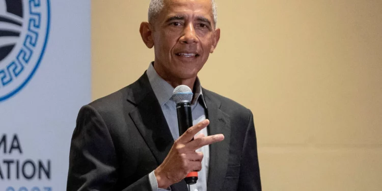 Obama llama a Mamdani y elogia su campaña