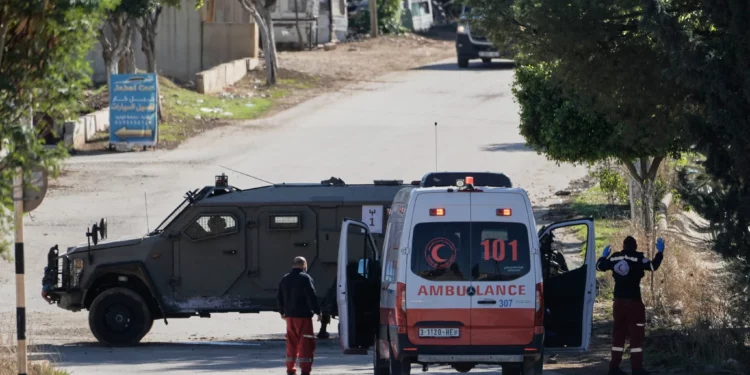 Israel detiene a 22 palestinos en amplia redada en Tubas y Tamoun