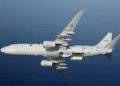 Un P-8A Poseidón australiano equipado con misiles antibuque AGM-84 Harpoon debajo de las alas y torpedos en la bahía de armas. (Crédito de la imagen: Fuerza de Defensa Australiana)