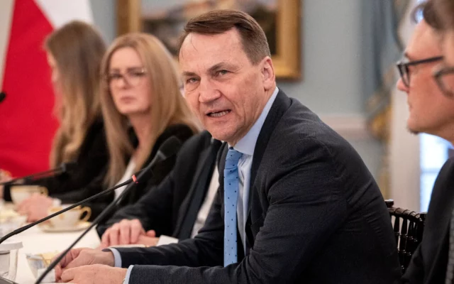 Polonia cita al embajador israelí por mensaje de Yad Vashem sobre el Holocausto