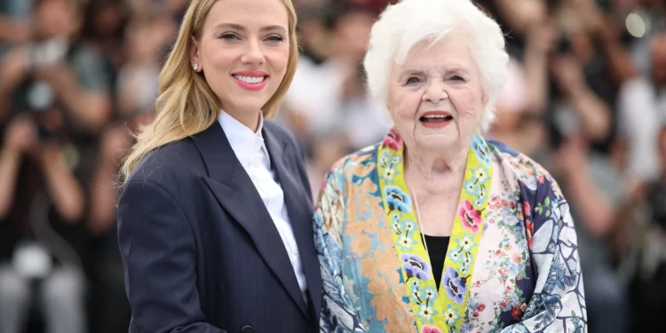 Scarlett Johansson: El productor preguntó si el personaje podía mentir sobre algo que no fuera el Holocausto