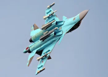 Su-34 extiende su alcance con la bomba UMPB D-30SN guiada planadora