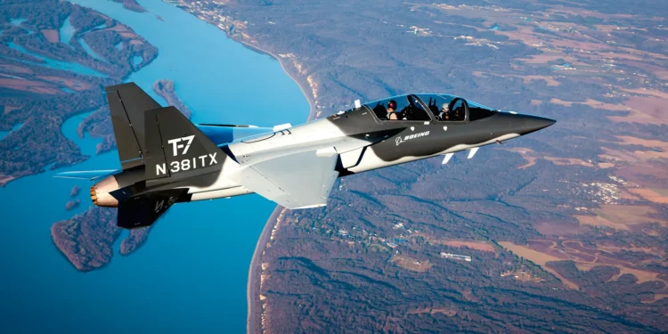 Saab, Boeing y BAE ofrecen el T-7 Red Hawk como entrenador de reacción