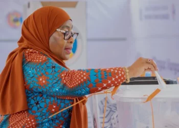 Presidente de Tanzania gana el 97,66% de los votos en elecciones empañadas por la violencia