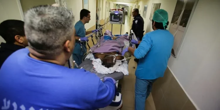 Legisladores israelíes buscan limitar atención a terroristas en hospitales