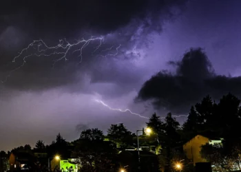Primeras lluvias y tormentas ingresan a Israel tras inicio cálido
