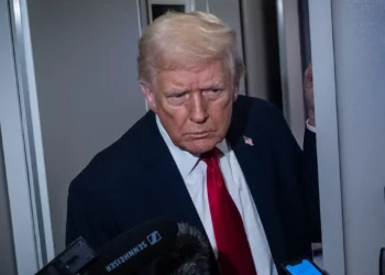 Trump condena al “animal” que disparó a dos miembros de la Guardia Nacional