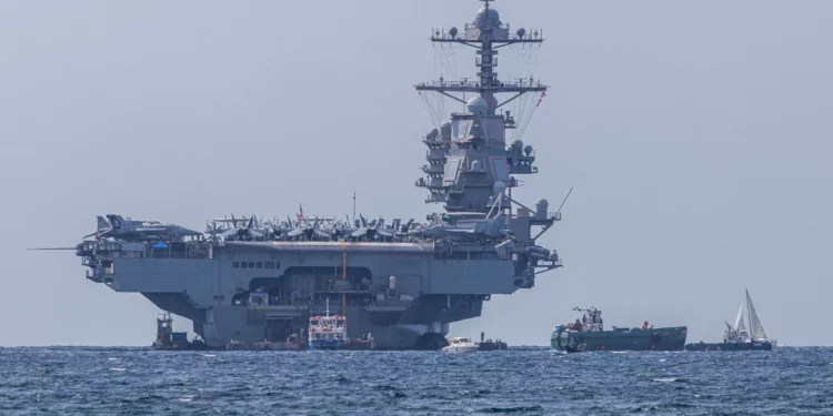 USS Gerald R. Ford: Llega al Caribe la mayor presencia naval de EE. UU.