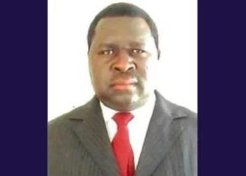 Adolf Hitler Uunona busca otra reelección en Namibia