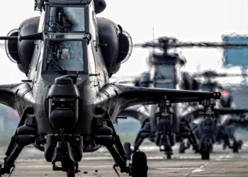 Helicópteros chinos Z-10ME entran en combate real