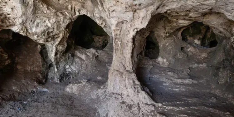 Reserva natural de Nahal Mearot, cerca de Haifa