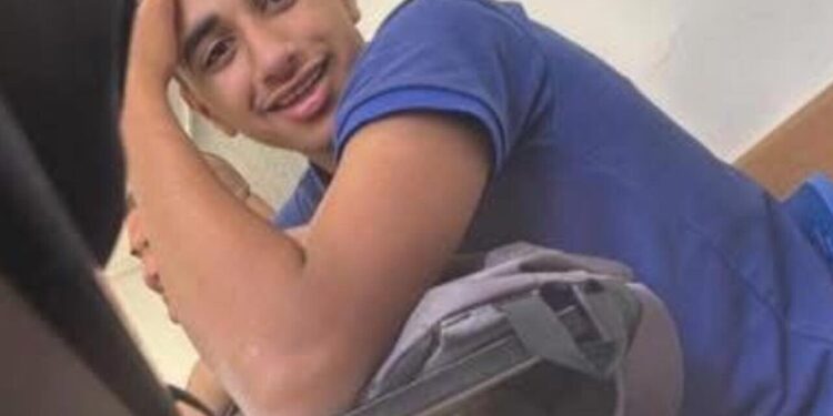 Muhammad Marazqa, de 17 años, fue asesinado a puñaladas por un compañero de clase en Kafr Qara el 27 de octubre de 2025. (Cortesía)