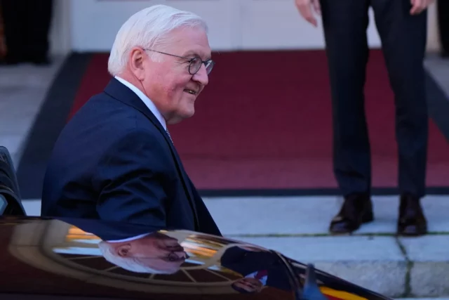 El presidente alemán rinde homenaje a las víctimas de Guernica, arrasada por los nazis