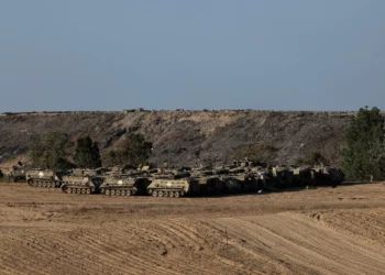 Zona de concentración del ejército israelí cerca de la frontera con la Franja de Gaza, en el sur de Israel, 17 de noviembre de 2025 (Tsafrir Abayov/Flash90)