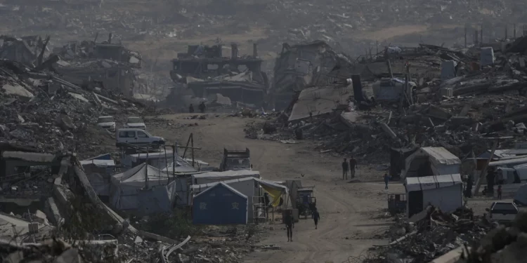 Tres muertos y varios heridos por ataques israelíes en Beit Lahiya