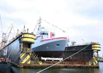 Polonia confirma botadura del ORP Czajka sexto Kormoran II naval